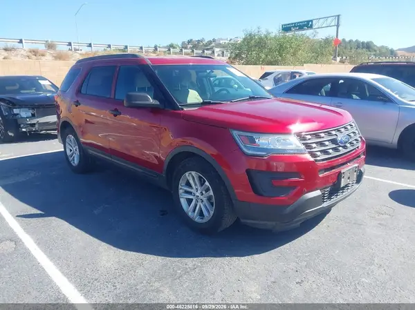 1FM5K7B83HGC47958 Ford Explorer 2017 — Rear end damage, before-repair photo