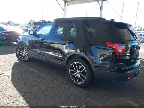 1FM5K8GTXHGD89954 — 2017 Ford Explorer, фото 3 с аукциона IAAI, ПЕРЕДНЯЯ ЧАСТЬ