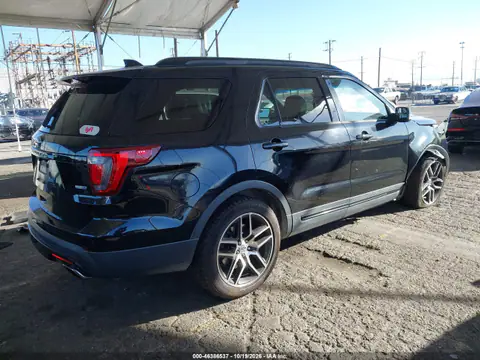 1FM5K8GTXHGD89954 — 2017 Ford Explorer, фото 4 с аукциона IAAI, ПЕРЕДНЯЯ ЧАСТЬ