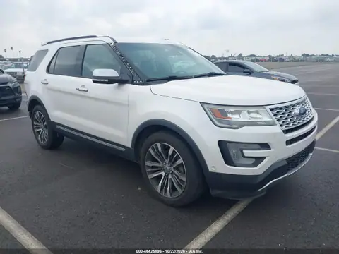 1FM5K8HT1HGA76578 — 2017 Ford Explorer, ЗАДНЯЯ ЧАСТЬ, фото до ремонта