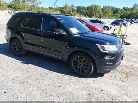 1FM5K8D84JGA95097 — 2018 Ford Explorer, უკანა ნაწილი (Rear), ფოტოები შეკეთებამდე