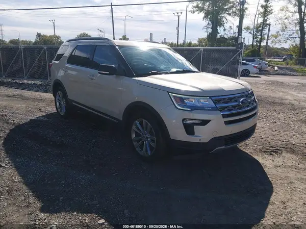1FM5K8D81JGA01824 — 2018 Ford Explorer, Задняя часть (Rear), фото до ремонта