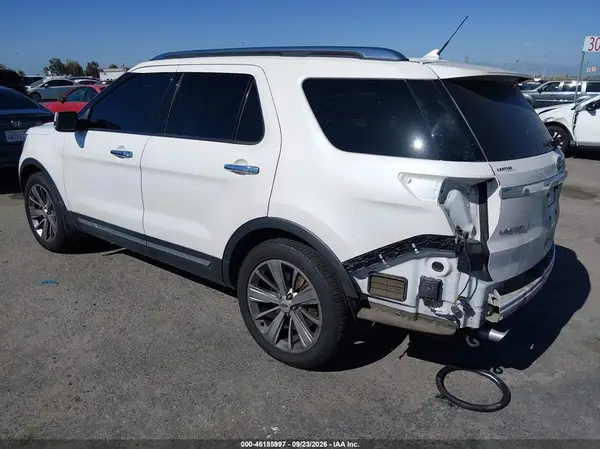 1FM5K7F84JGB09832 — 2018 Ford Explorer, photo 3 from IAAI 19.10.2026, Rear end