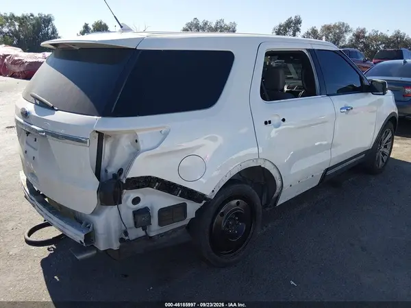 1FM5K7F84JGB09832 — 2018 Ford Explorer, photo 4 from IAAI 19.10.2026, Rear end