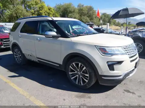 1FM5K8HT3JGA19420 — 2018 Ford Explorer, Передня частина (Front End), фото до ремонту