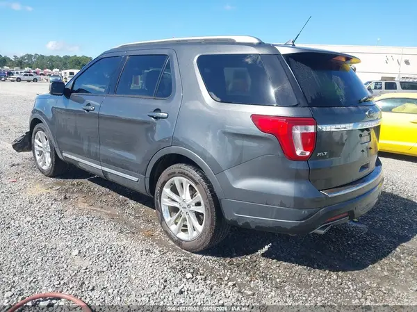 1FM5K7D80JGC62565 — 2018 Ford Explorer, photo 3 from IAAI, Undercarriage damage
