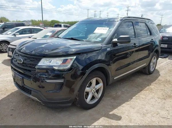 1FM5K7D82JGB29953 — 2018 Ford Explorer, photo 2 from IAAI, Front end