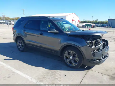 1FM5K8GT3JGC46124 Ford Explorer 2018 — Front end damage, before-repair photo