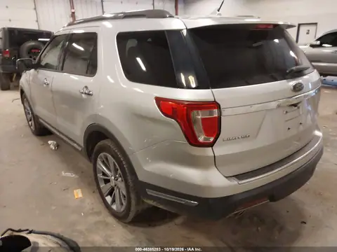 1FM5K7F82JGA36671 — 2018 Ford Explorer, foto 4 de IAAI, Parte delantera