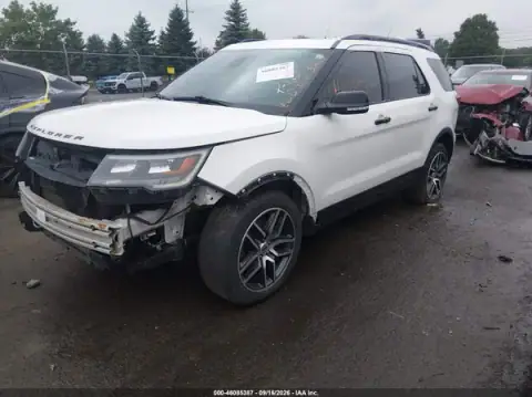 1FM5K8GT8KGA06519 — 2019 Ford Explorer, photo 2 from IAAI, Front end