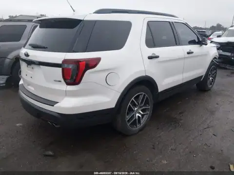 1FM5K8GT8KGA06519 — 2019 Ford Explorer, photo 4 from IAAI, Front end