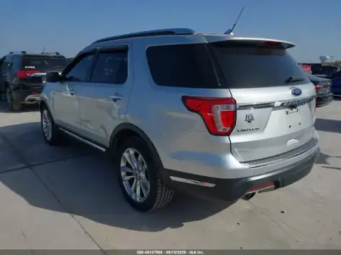 1FM5K7F82KGA71440 — 2019 Ford Explorer, фото 3 с аукциона IAAI 19.10.2026, правый бок