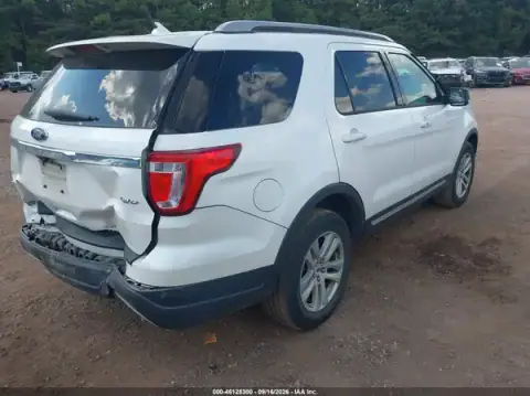 1FM5K8D82KGA57160 — 2019 Ford Explorer, zdjęcie 4 z IAAI 22.10.2026, Tył