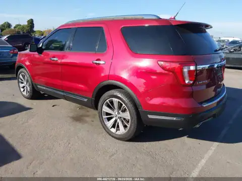 1FM5K7F84KGA32929 — 2019 Ford Explorer, zdjęcie 3 z IAAI, Prawy bok