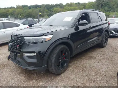1FM5K8GC3LGC24210 — 2020 Ford Explorer, фото 2 с аукциона IAAI, передняя и задняя части