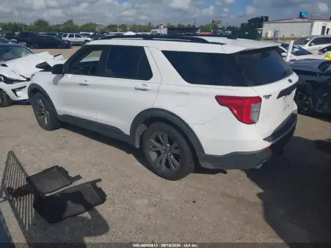 1FMSK7DH2MGC43748 — 2021 Ford Explorer, photo 3 from IAAI, Front end