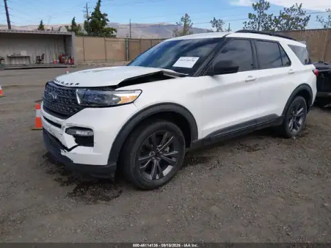 1FMSK8DH9MGB71694 — 2021 Ford Explorer, photo 2 from IAAI, Front end