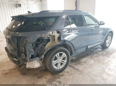 1FMSK8DH3MGC44316 — 2021 Ford Explorer, zdjęcie 4 z IAAI 20.10.2026, Tył