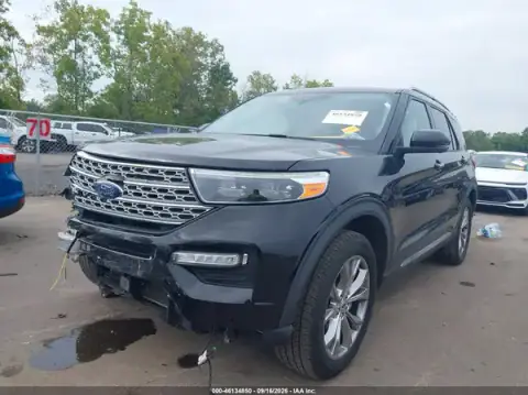 1FMSK8FH3MGB02982 — 2021 Ford Explorer, photo 2 from IAAI, Right front