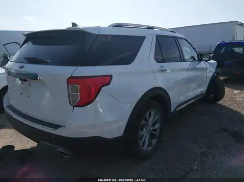 1FMSK7FH9MGB08019 — 2021 Ford Explorer, foto 4 de IAAI, Parte delantera