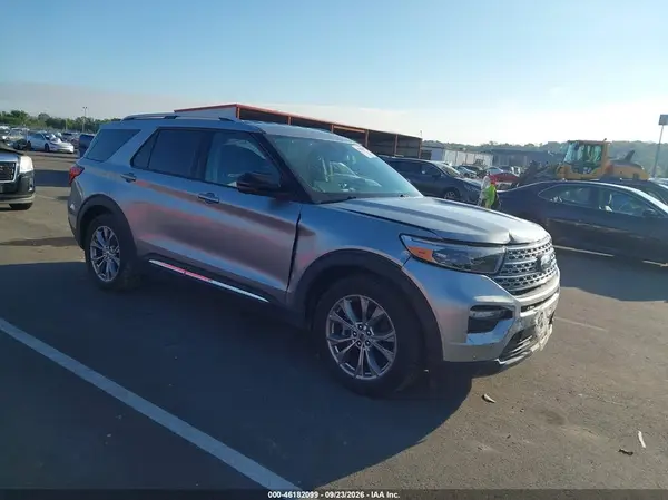 1FMSK7FH3MGA88124 Ford Explorer 2021 — uszkodzenie Przód, zdjęcie przed naprawą