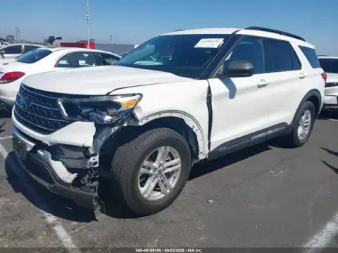 1FMSK7DH9MGA95839 — 2021 Ford Explorer, фото 2 с аукциона IAAI, передняя часть слева