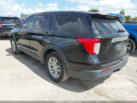 2021 Ford Explorer VIN 1FMSK7BH1MGB04150 фото 3