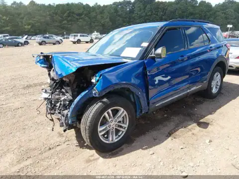 1FMSK8DH8NGA94317 — 2022 Ford Explorer, zdjęcie 2 z IAAI, Przód