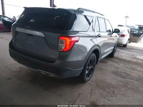 1FMSK8DH0NGC08908 — 2022 Ford Explorer, фото 4 с аукциона IAAI, передняя часть справа