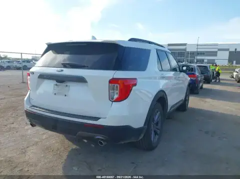1FMSK7DH2NGC38924 — 2022 Ford Explorer, ფოტო 4, IAAI, წინა ნაწილი