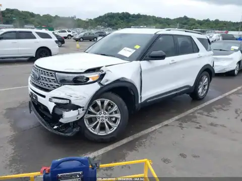 1FMSK8FH2RGA02296 — 2024 Ford Explorer, фото 2 з IAAI, Задня частина