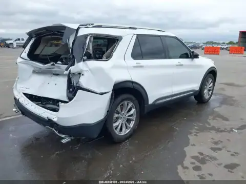 1FMSK8FH2RGA02296 — 2024 Ford Explorer, фото 4 з IAAI, Задня частина