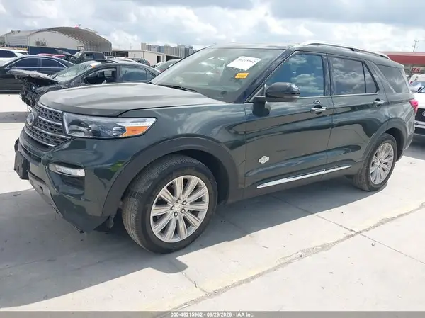 1FM5K7LC5RGA91006 — 2024 Ford Explorer, фото 2 с аукциона IAAI, Передняя часть справа