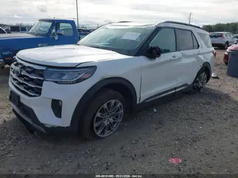 1FMUK8DH8SGA14535 — 2025 Ford Explorer, foto 2 de IAAI, Vuelco