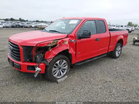 1FTEX1EP4HKC92006 — 2017 Ford F-150, foto 2 de IAAI, Delantera izquierda