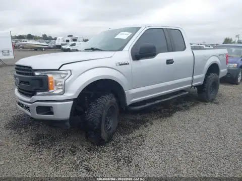 1FTEX1EB6JKD09821 — 2018 Ford F-150, photo 2 from IAAI, Right front