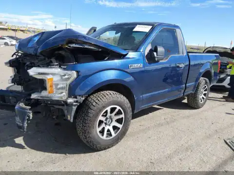 1FTMF1CP7JKF55340 — 2018 Ford F-150, foto 2 de IAAI, Parte delantera