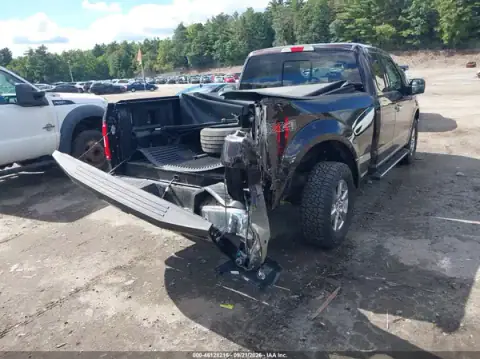 1FTEX1EB4KFA42317 — 2019 Ford F-150, zdjęcie 4 z IAAI 23.10.2026, Tył