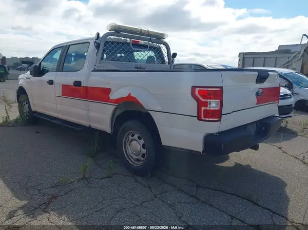 1FTFW1E5XKFC88743 — 2019 Ford F-150, photo 3 from IAAI 15.10.2026, Normal wear