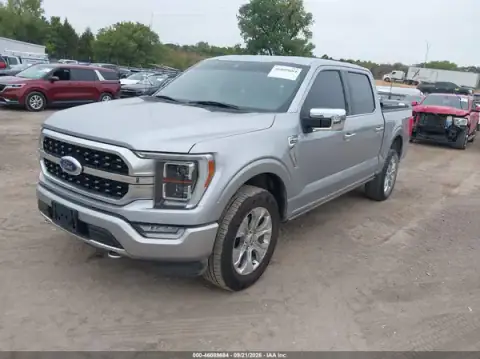 1FTFW1E8XMFB01322 — 2021 Ford F-150, zdjęcie 2 z IAAI, Prawy bok