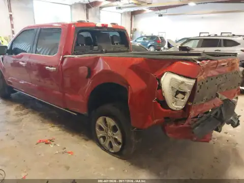 1FTFW1CD8MFA58681 — 2021 Ford F-150, photo 3 from IAAI 20.10.2026, Rear end