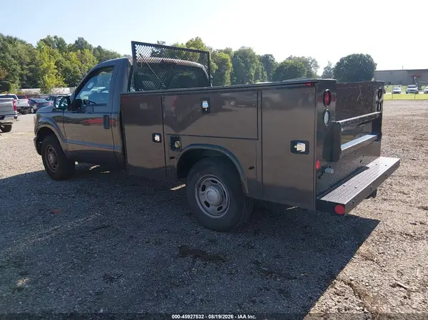 1FDBF2A60GEC87791 — 2016 Ford F250, zdjęcie 3 z IAAI 06.10.2026, Normalne zużycie