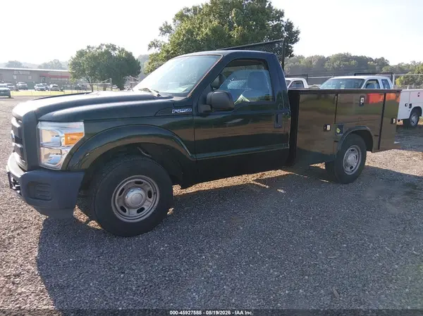 1FDBF2A67GEC87805 — 2016 Ford F250, zdjęcie 2 z IAAI 06.10.2026, Normalne zużycie