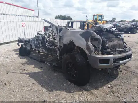 1FT7W2BT7HEB73433 — 2017 Ford F250, Całkowite spalenie (Total Burn), zdjęć przed naprawą