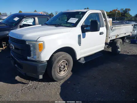 1FDBF2A62HED12367 — 2017 Ford F250, zdjęcie 2 z IAAI, Prawy przód