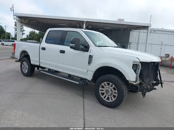 1FT7W2B66KEE99516 — 2019 Ford F250, Front end (Front End), before-repair photos