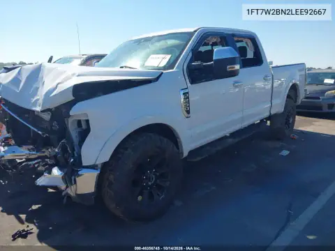1FT7W2BN2LEE92667 — 2020 Ford F250, foto 2 de IAAI, Parte delantera