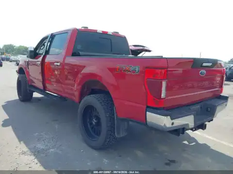 1FT7W2BT2MEC58576 — 2021 Ford F250, foto 3 de IAAI, Parte delantera