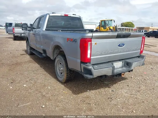 2024 FORD F250 VIN 1FT7X2BA0REC00484 фото 3
