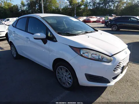 3FADP4AJ2HM128783 — 2017 Ford Fiesta S, Передняя и задняя части (Front & Rear), фото до ремонта